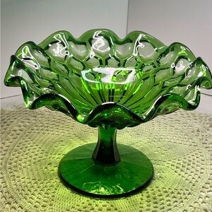 Elegant Fenton Ruffled Thumbprint Emerald Green Pedestal Candy Dish